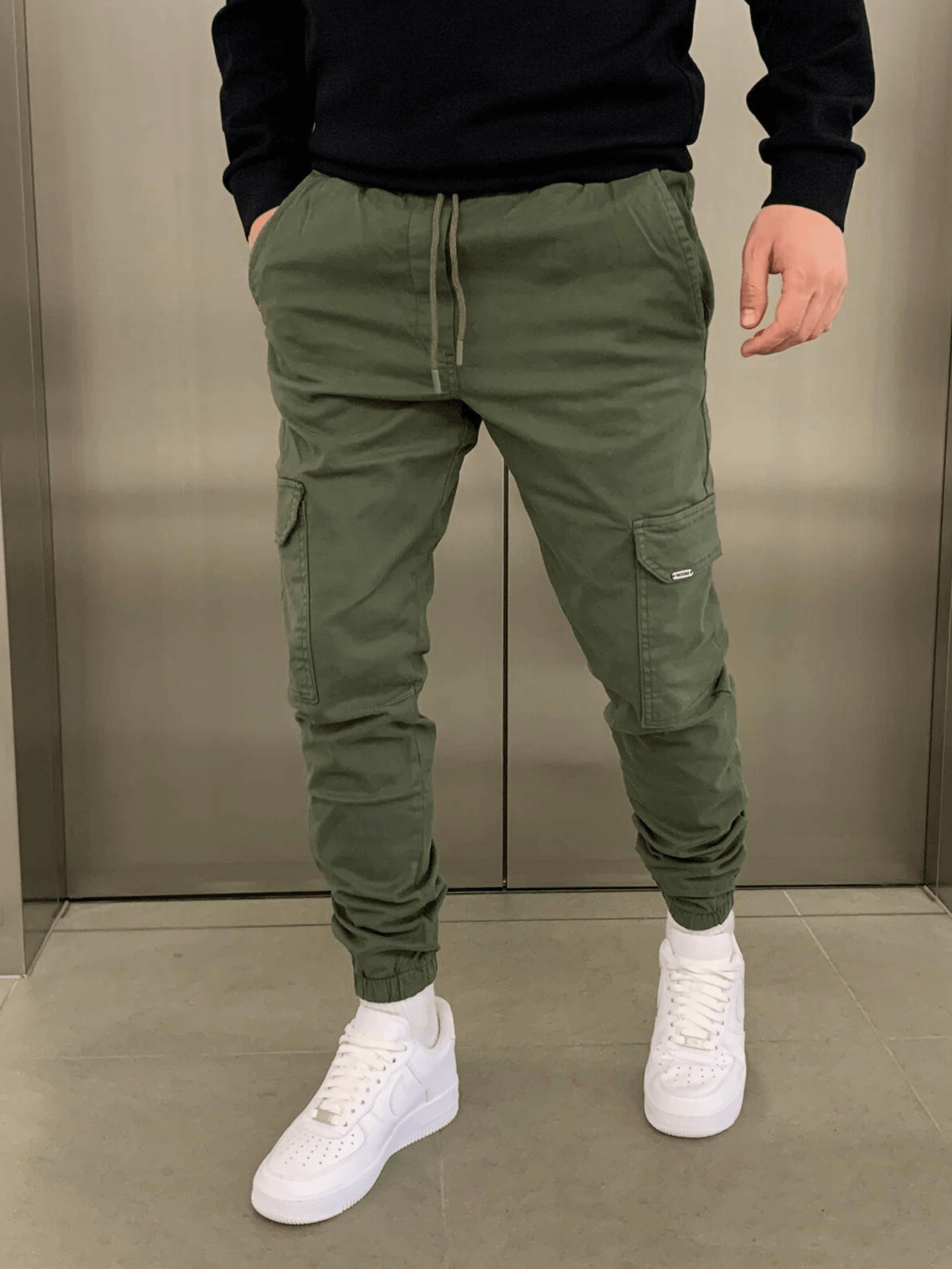 James | Cargo Jogger Fit